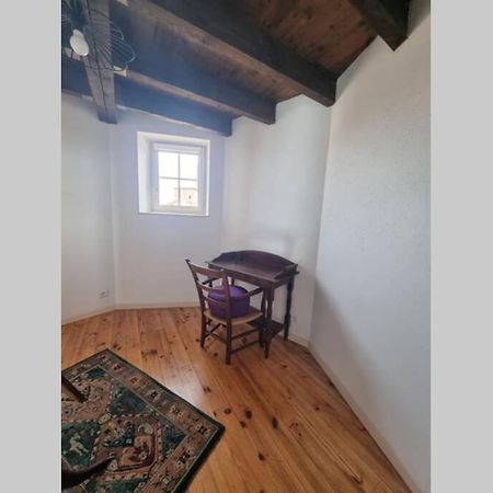Appartement exceptionnel 4 étoiles hyper centre Albi 65 m2 au 4ème étage sans ascenseur avec une tour du 12ème siècle Esterno foto